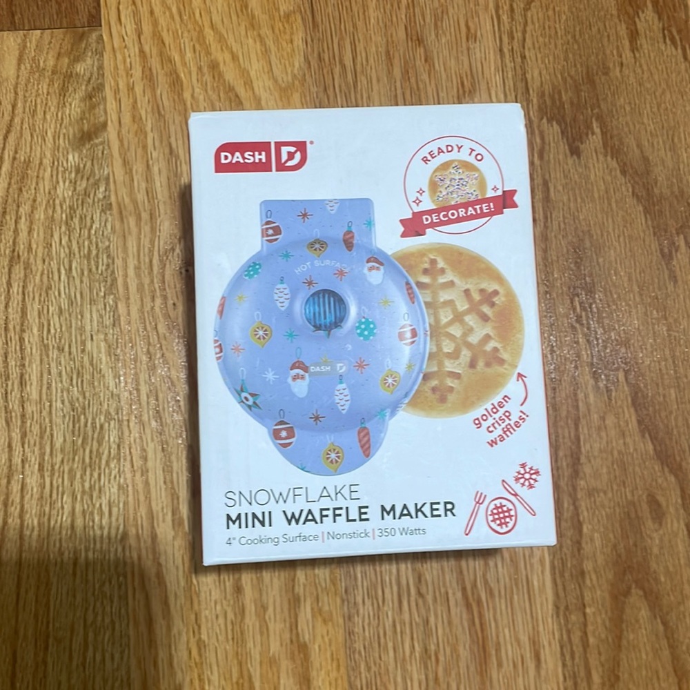 Dash mini waffle maker